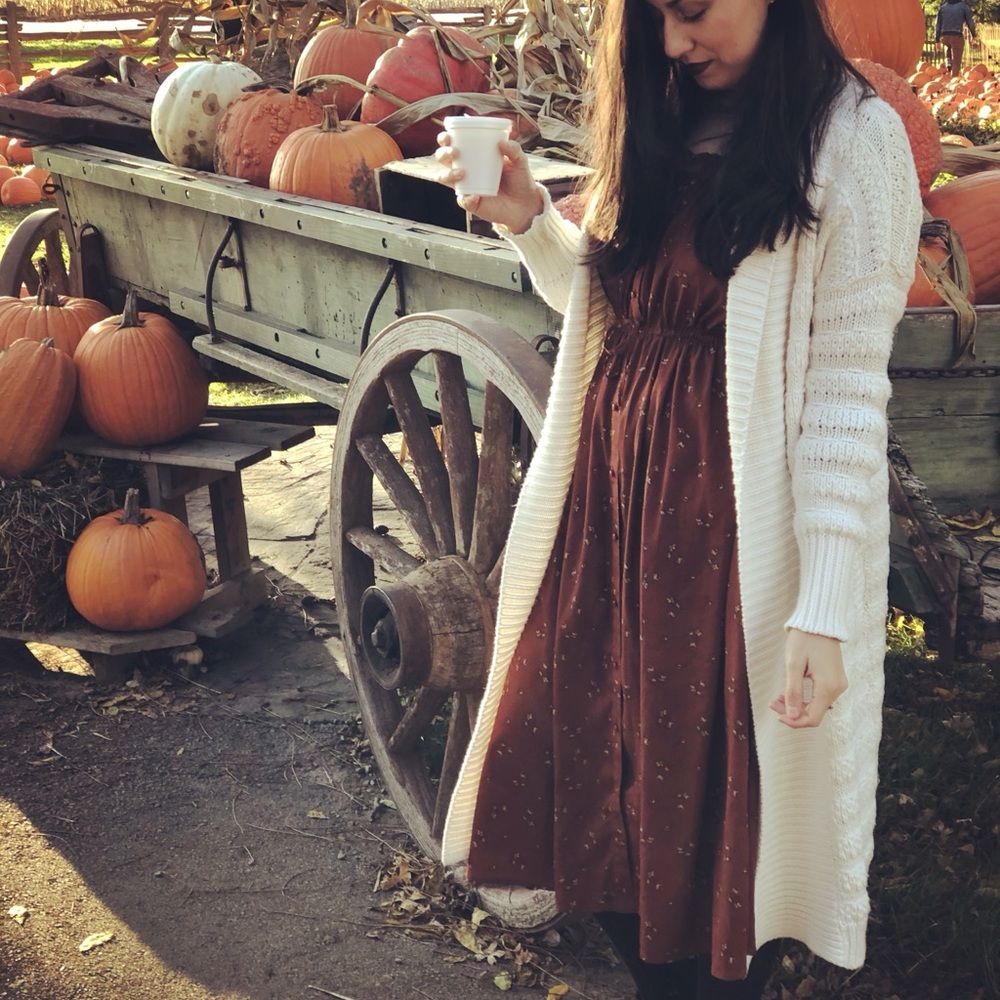 Long Guess chunky knit sweater coat with pockets! ♥️